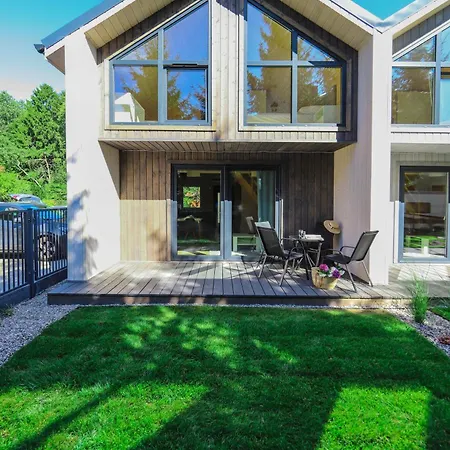 Mi Casa Holidays Caloroczne Prázdninový dům Mielno (Koszalin)